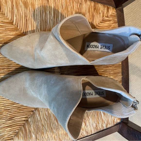 STEVE MADDEN Cedar Bootie Tan Suede - Picture 3 of 7